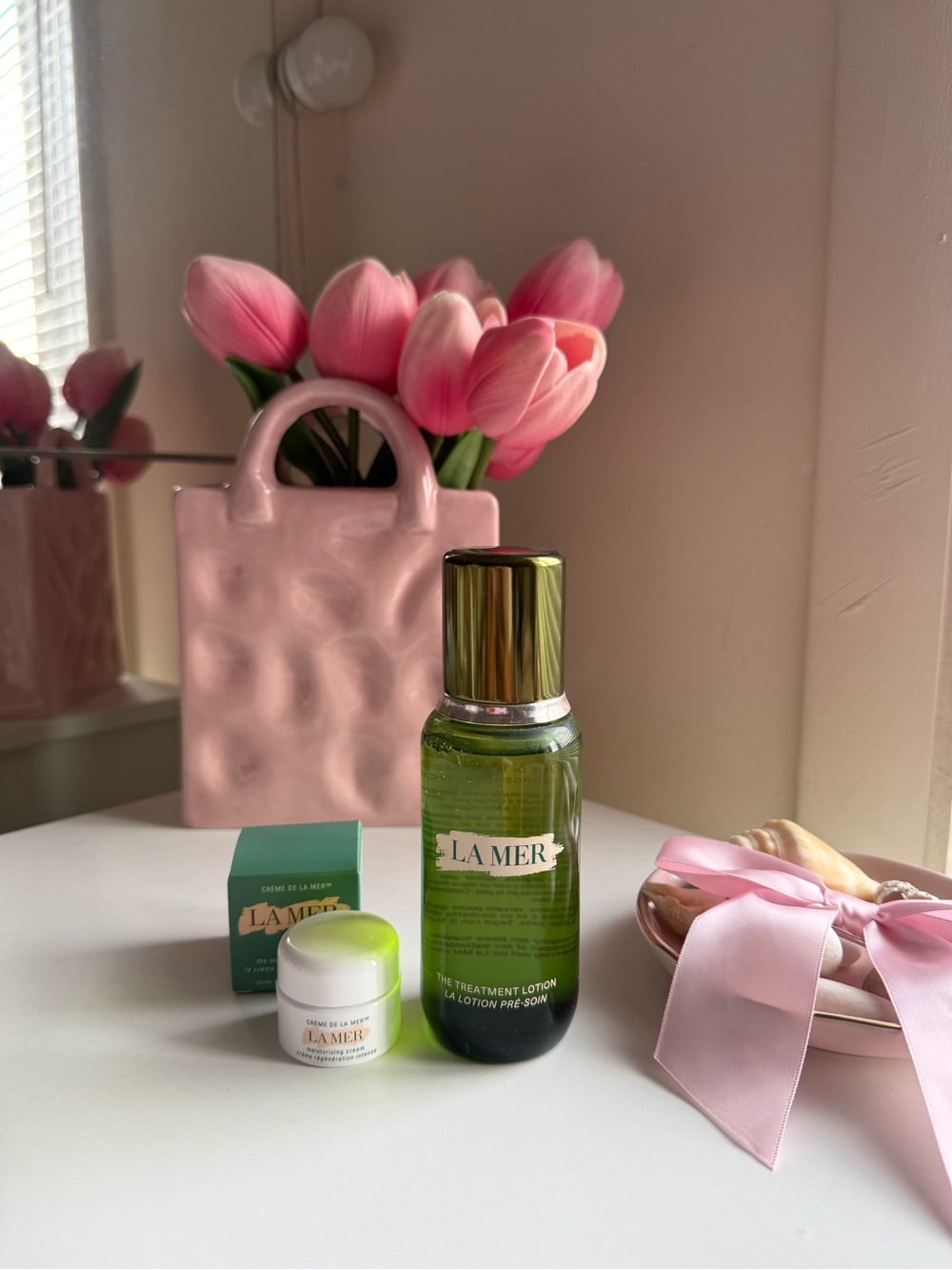 La Mer Skincare Set in Green and Pink - Picture 4 of 8
